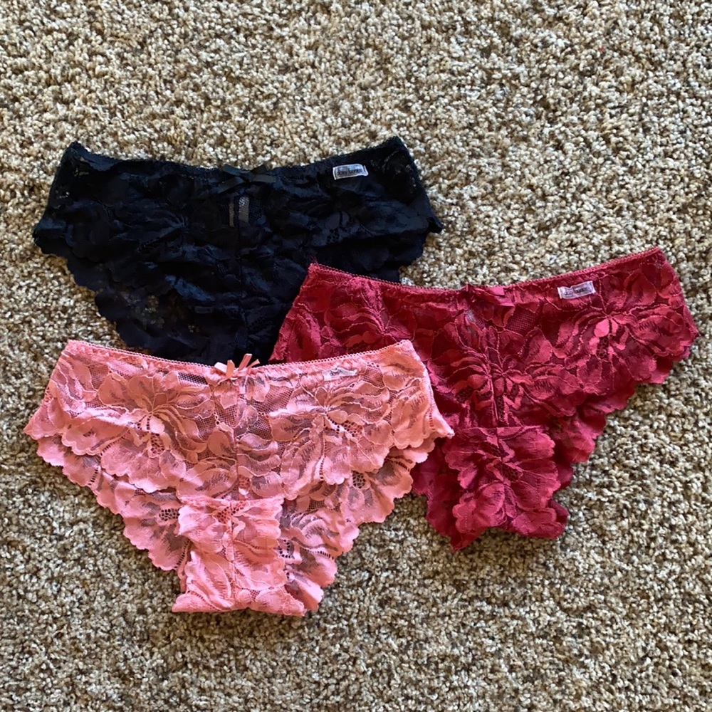Daisy Fuentes // Lace Panties